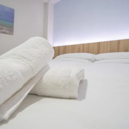 Jardines De Candelaria 아파트